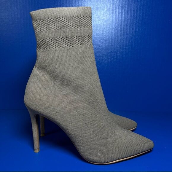 Steve Madden Womens Cookie Sock Stiletto Heels in Dark Taupe 6.5M - Picture 5 of 10